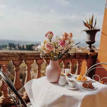 Quattro Gigli Palace 3*