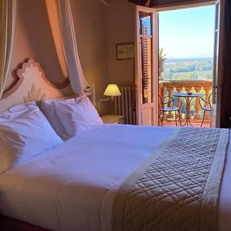 Hotell Quattro Gigli 3*