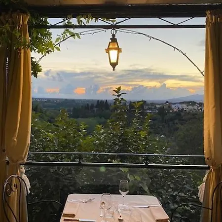 Quattro Gigli Montopoli in Val dʼArno