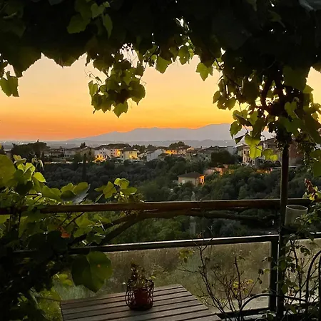 Hotell Quattro Gigli Montopoli in Val dʼArno