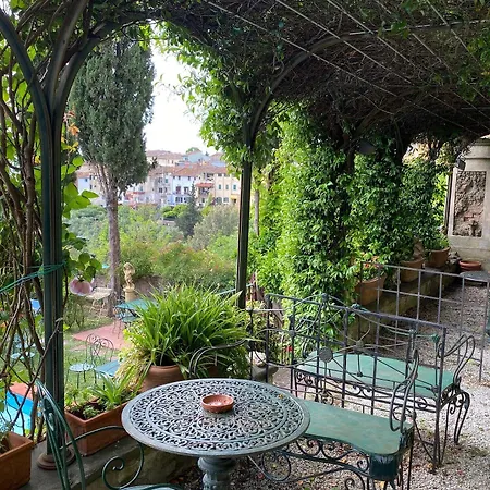 Quattro Gigli ホテル Montopoli in Val dʼArno