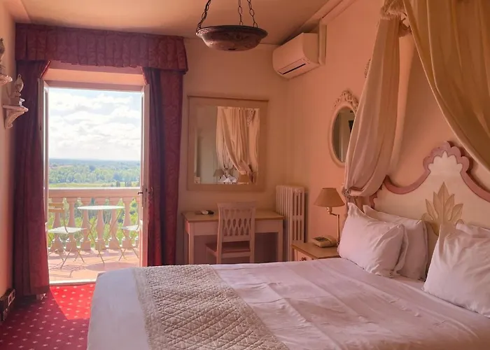 فندق Quattro Gigli 3*